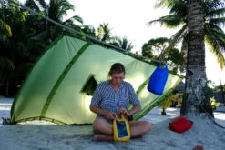 Exped Tarp Poncho -Camping Série Magasin exped tarp poncho 02 2