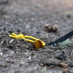 Six Moon Designs 6 Piece Stake Set -Camping Série Magasin sardines alu six moon design 6 piece stake set 03